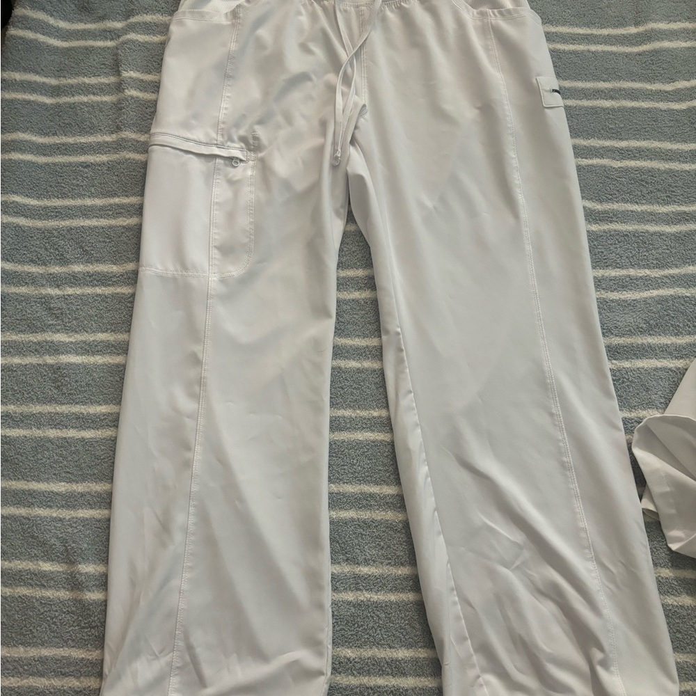 Cherokee infinity scrub pants